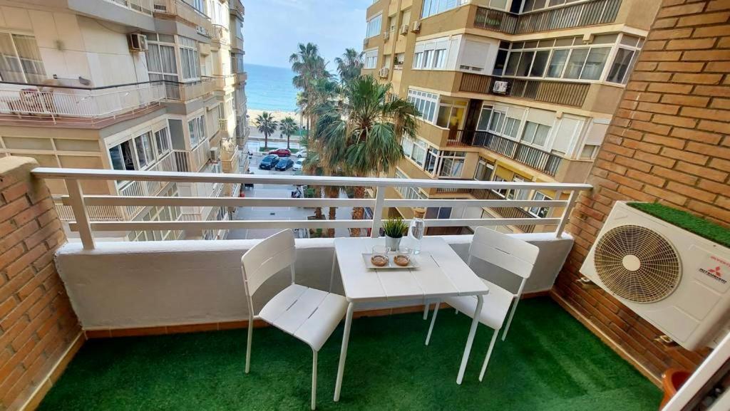 Appartement Malagueta Blue à Málaga Extérieur photo